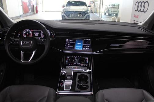 2025 Audi Q7 55 Premium Plus