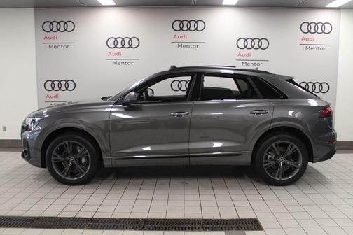 Samurai Gray Metallic 2026 Audi Q8 55 Premium