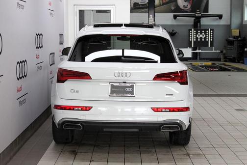 2022 Audi Q5 45 S line Premium Plus