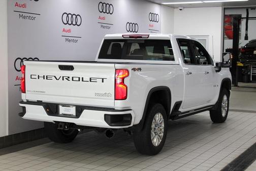 2022 Chevrolet Silverado 3500 High Country