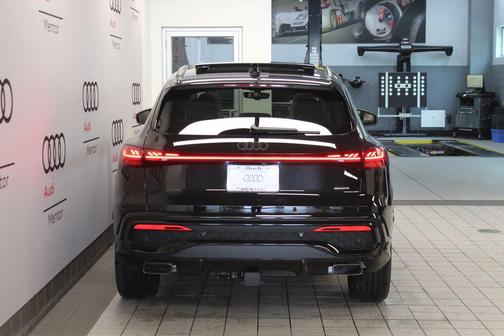 Mythos Black Metallic 2026 Audi Q5 PRESTIGE