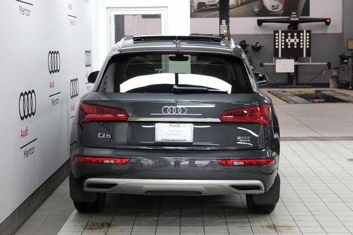 2018 Audi Q5 2.0T Premium Plus