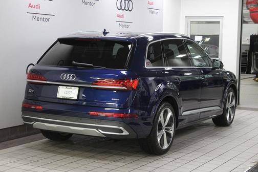 2022 Audi Q7 55 Prestige