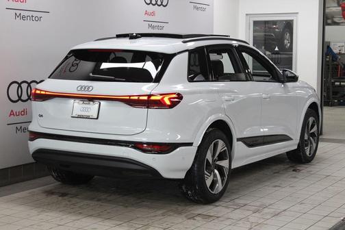 2025 Audi Q6 e-tron Premium