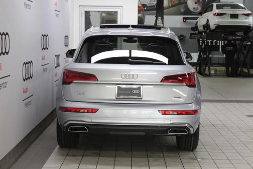 2022 Audi Q5 45 S line quattro Premium