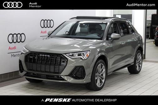 2024 Audi Q3 45 S line Premium