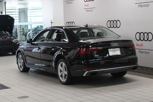 Mythos Black Metallic 2019 Audi A4 2.0T Premium