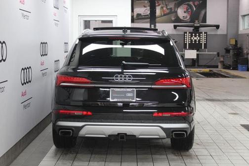 2025 Audi Q7 55 Premium Plus