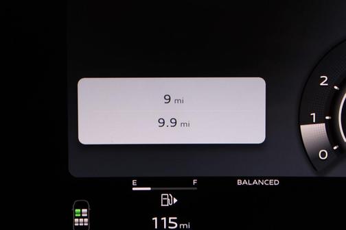 Mythos Black Metallic 2026 Audi Q5