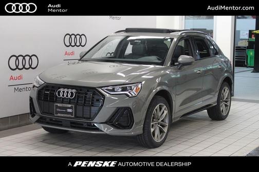 Chronos Gray Metallic 2023 Audi Q3 45 S line Premium
