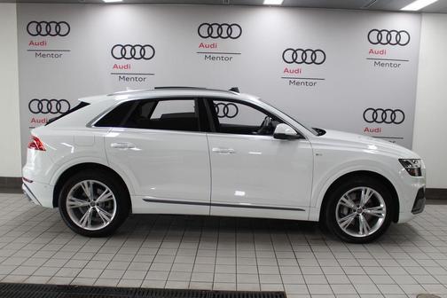 2021 Audi Q8 55 Premium Plus