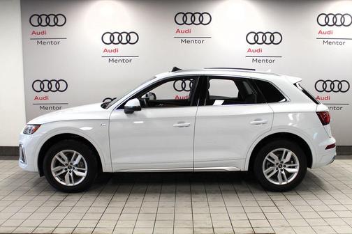 2023 Audi Q5 45 S line quattro Premium