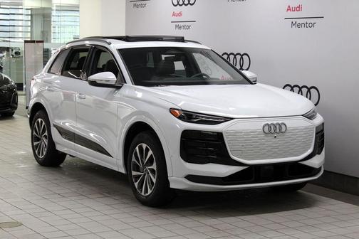 2025 Audi Q6 e-tron Premium