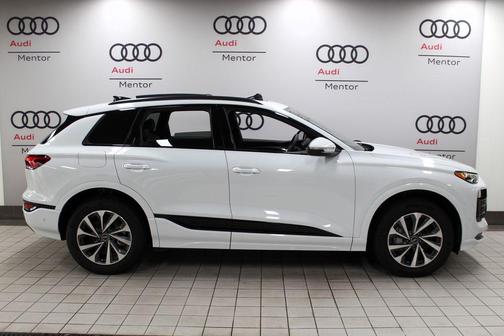 2025 Audi Q6 e-tron Premium