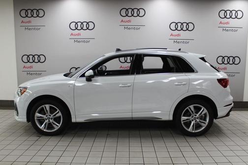 2020 Audi Q3 45 S line Premium