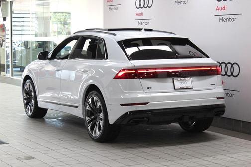 2026 Audi Q8 