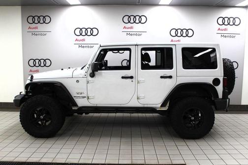 2018 Jeep Wrangler JK Unlimited Sahara