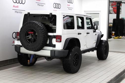 2018 Jeep Wrangler JK Unlimited Sahara