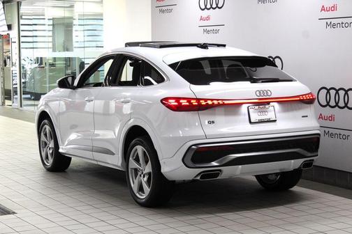 2025 Audi Q5 2.0T Premium