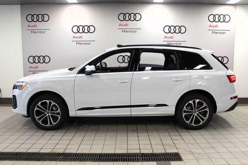 2026 Audi Q7 45 Premium