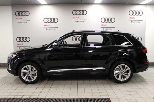 2023 Audi Q7 55 Premium Plus