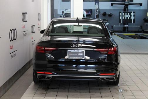 Mythos Black Metallic 2023 Audi A4 45 S line quattro Premium