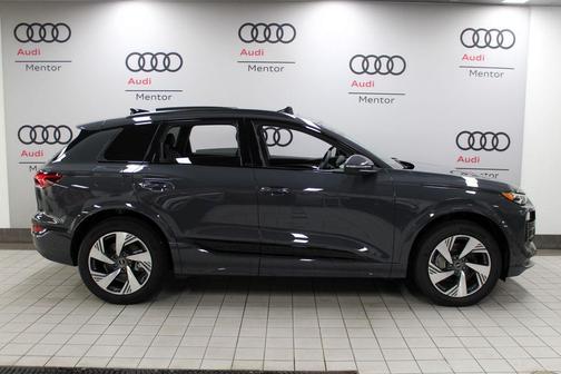 2025 Audi Q6 e-tron Premium