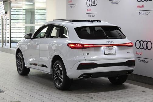 2025 Audi Q5 2.0T quattro Premium