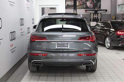 2023 Audi Q5 45 S line quattro Premium