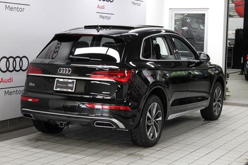 2024 Audi Q5 45 S line quattro Premium