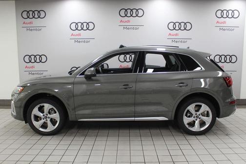 2023 Audi Q5 45 S line Prestige