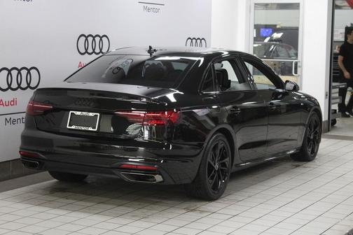 2023 Audi A4 45 S line Premium Plus