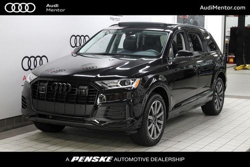 2023 Audi Q7 45 Premium Plus