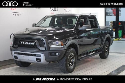 Brilliant Black Crystal Pearlcoat 2017 RAM 1500 Rebel