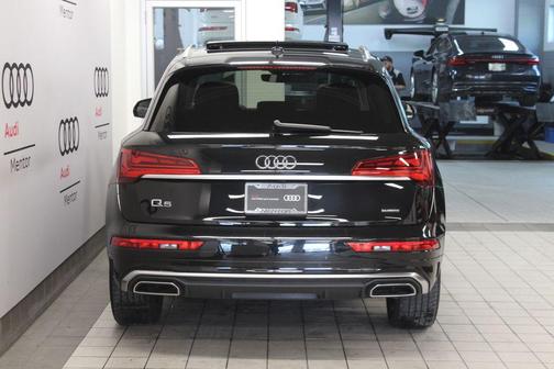 2023 Audi Q5 45 S line Prestige