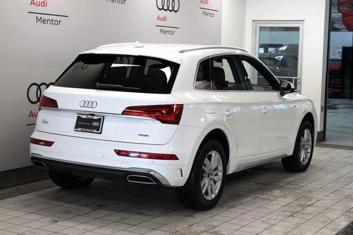 2023 Audi Q5 45 S line quattro Premium