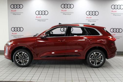 2025 Audi Q5 2.0T quattro Premium