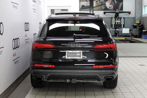2025 Audi Q7 55 Premium Plus