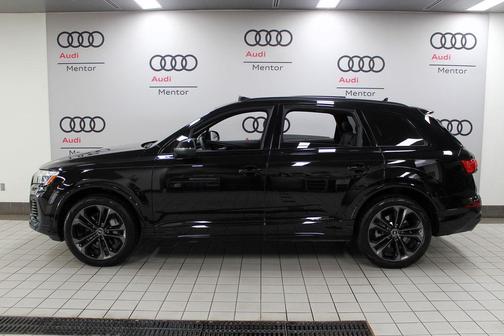 2025 Audi Q7 55 Premium Plus
