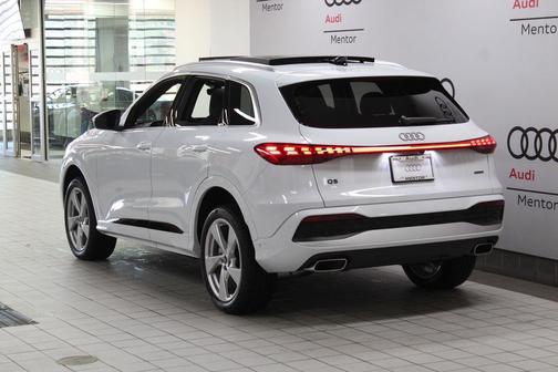2025 Audi Q5 2.0T quattro Premium