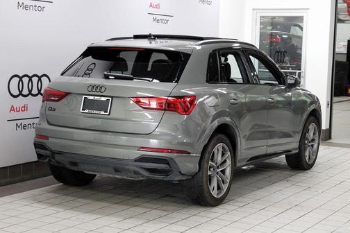2023 Audi Q3 45 S line Premium