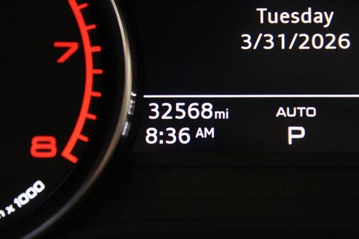 Mythos Black Metallic 2023 Audi Q5 45 S line quattro Premium