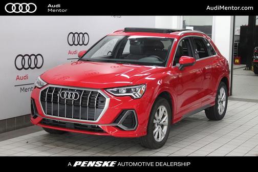 2022 Audi Q3 45 S line Premium