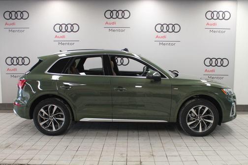 2023 Audi Q5 45 S line quattro Premium