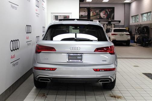 2022 Audi Q5 45 S line quattro Premium
