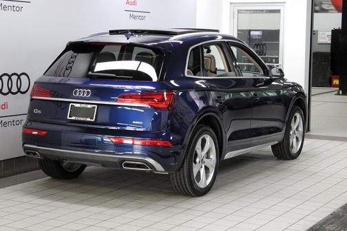 2022 Audi Q5 45 S line Premium Plus