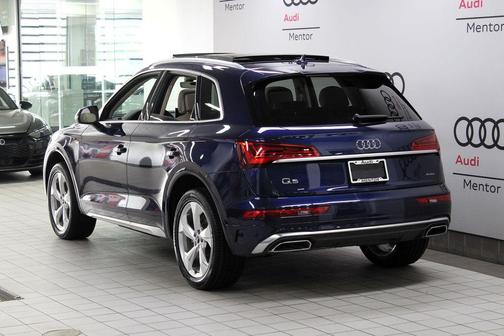2022 Audi Q5 45 S line Premium Plus