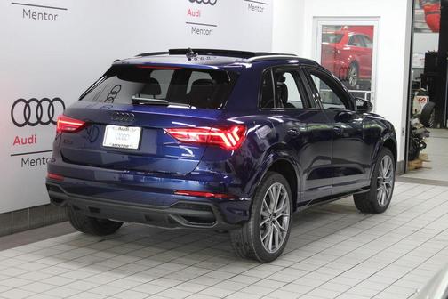 2025 Audi Q3 45 S line Premium