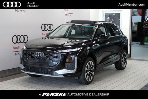 Mythos Black Metallic 2026 Audi Q3 S line