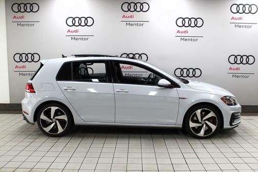 2019 Volkswagen Golf GTI 2.0T SE